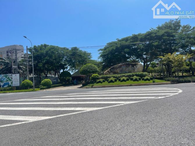CHUYỂN NHƯỢNG QUỸ ĐẤT 3.5HA GIÁP BIỂN HỒ TRÀM, PHÁP LÝ MINH BẠCH, VỊ TRÍ ĐẮC ĐỊA HIẾM CÓ - 2