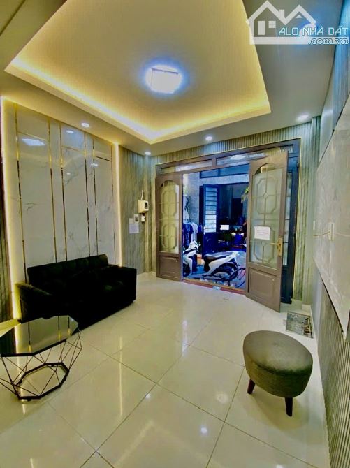 HẺM BA GÁC TẬN CỬA - 51M2, 3 PHÒNG NGỦ, GIẾNG TRỜI THÔNG THOÁNG - PHƯỜNG 1, QUẬN 8 - 2