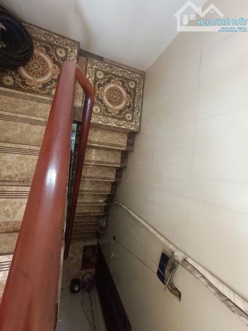 quận 8, ô tô ngủ nhà ,4 tầng, ngang hơn 4m ,phường 1 ,nhỉnh 8,x tỷ - 3