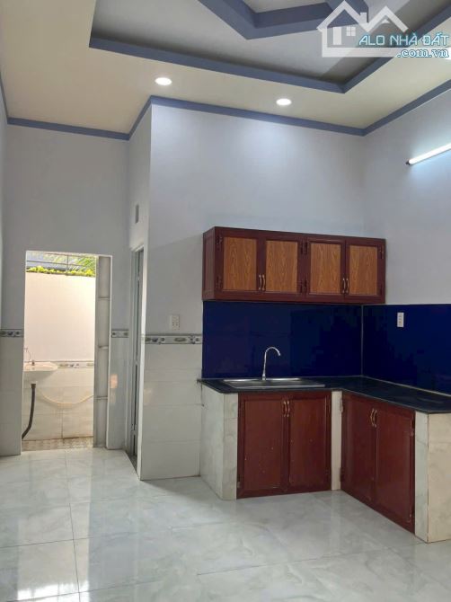 Bán nhà lầu Mỹ Hạnh Bắc 112m2 giá 1ty4 đẹp kiên cố đầy đủ công năng - 3