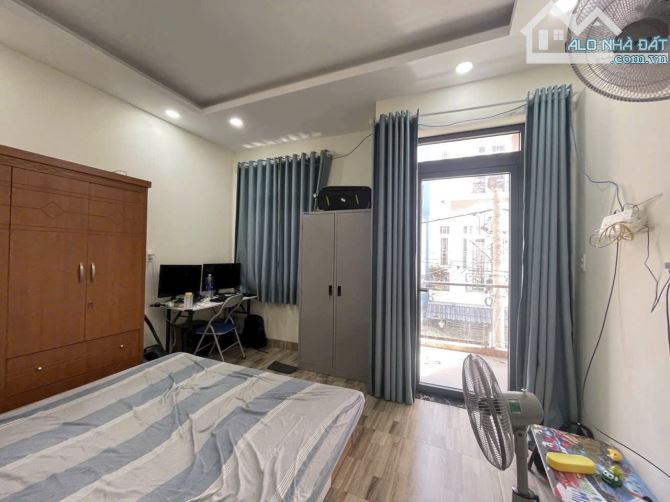 Nhà trệt 2 lầu hxh sau lưng chung cư 4S Linh Đông phường Linh Đông. Giá đầu tư - 3