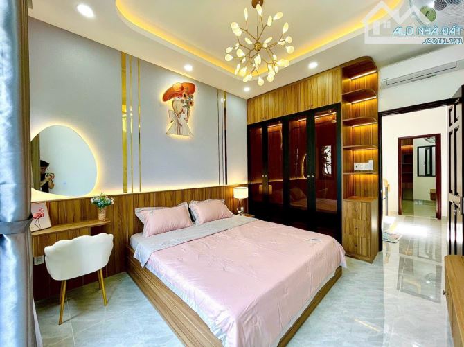 Cần bán căn nhà 40m2 Đoàn Văn Bơ P14 Quận 4. Giá 2 tỷ còn thương lượng, sổ hồng riêng - 3