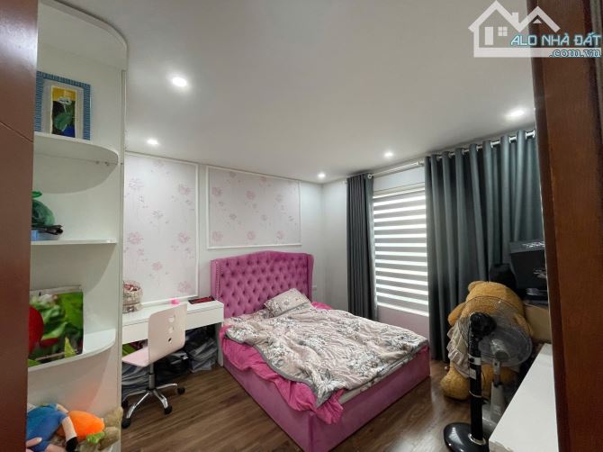 Cho thuê gấp căn hộ Golden west số 2 lê văn thiêm 3 phòng ngủ full đồ 96m2 giá rẻ - 3