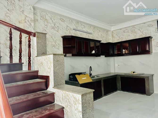 Nhà MT Nội Bộ Tên Lửa - 4x15M - 9 Tỷ - Khu An ninh Giáp Q6 - 3