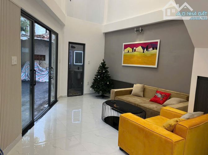 Bán nhà HXH, căn góc 2 mặt đường Nơ Trang Long, 40m2, trệt 3 lầu. Full nội thất đẹp giá 8. - 3