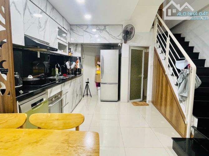 MẶT TI.Ề.N THỤT NGUYỄN TRỌNG TUYỂN - TRUNG TÂM PHÚ NHUẬN - NHÀ MỚI 38M2 4 TẦNG BTCT - 3