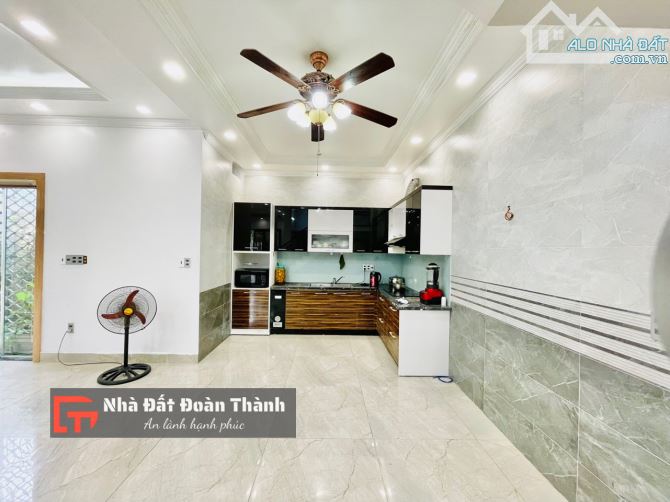 130m2 biệt thự 3 tầng view vườn hoa khu đô thị ngã 5 sân bay Cát Bi - 3