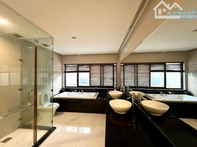BIỆT THỰ 3 TẦNG GÓC 2 MẶT TIỀN NGAY CẠNH CÔNG VIÊN CHÂU Á, ĐÀ NẴNG, DT 130M2, GIÁ HƠN 11TY - 4
