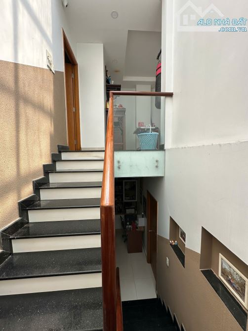 Bán nhà đẹp Hẻm 248// Hoàng Hoa Thám, P5, Bình Thạnh, ( DT : 58 m 2) x 3 lầu, giá 7 tỷ - 4