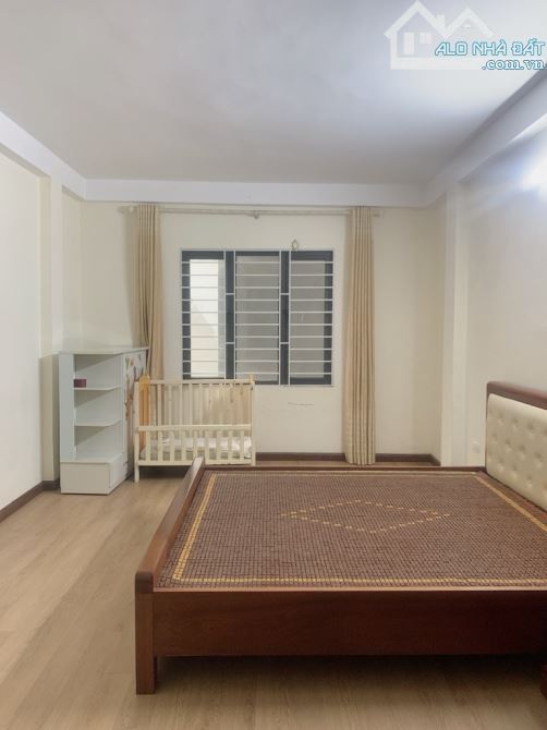 Bán nhà phố Khuyến Lương - Yên Sở - 10m Ô Tô Tránh - 4