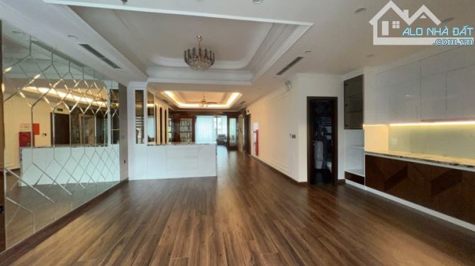 bán nhà phố Nguyễn Hoàng, P.Mỹ Đình, mặt tiền khủng, lô góc 2 mặt tiền - 4