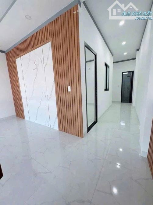 Bán nhà Nguyễn Thị Đặng, Q12 ,giá: 2 TỶ 060TR tỷ/75,8m2, sổ riêng,kinh doanh sầm uất - 4