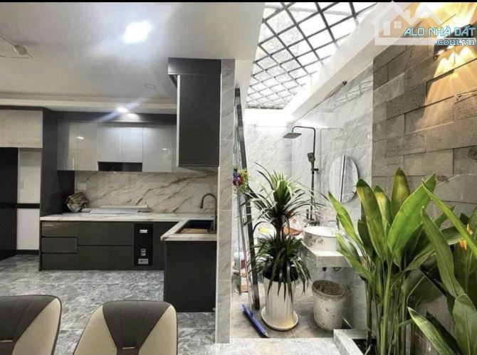 VỀ QUÊ BÁN LẠI NHÀ TRẦN XUÂN SOẠN,QUẬN 7-GIÁ:4,05tỷ/77m2(5x15,4m).GẦN KDC HIM LAM.SỔ ĐẸP - 4