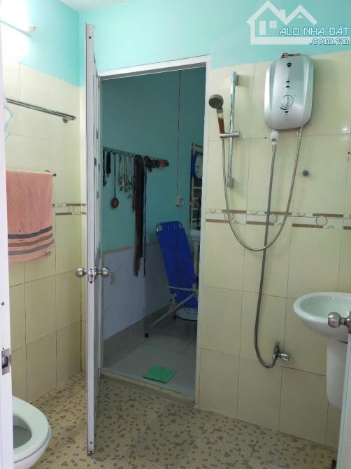 Bán Gấp! nhà đang cho thuê xã Tân Hiệp - Hóc Môn, 87m2, Sổ hồng , giá chỉ 795 Triệu - 4