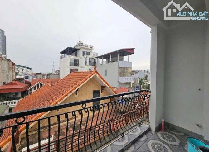 NHÀ ĐẸP CHÚC SƠN, Ô TÔ ĐỖ CỬA, 4Tx41m2 NGAY TRONG KĐT LỘC NINH, CÁCH QL6 500M - 4