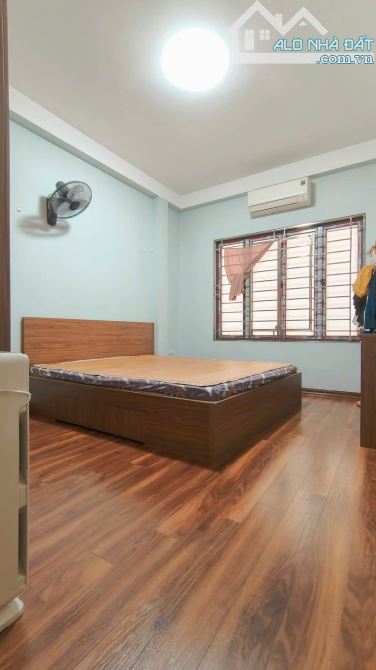 Bán nhà phố Quan Nhân Thanh Xuân, ngõ thông gần phố, 50m2x5 chỉ 9.95 tỷ - 4
