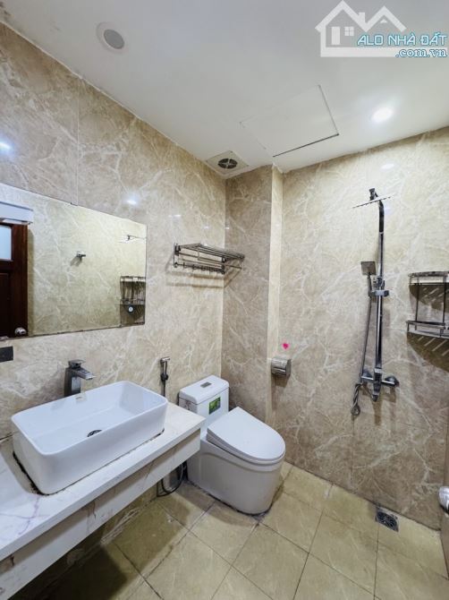 [HOT] Bán nhà mới Đại Từ DT40m2, 5 tầng, MT 3.3m, giá 9.85 tỷ - 4