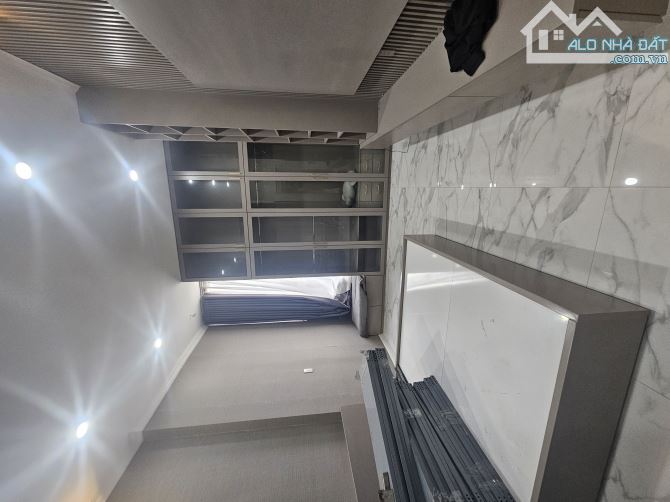 Bán Nhà Hẻm Ô tô, An Bình,  Trần Hưng Đạo Quận 5, 70M2(4x17) 5 Tầng, Sổ A4, 7PN, Thang máy - 5