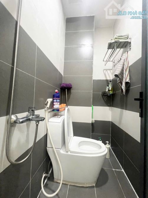 Nhà trệt 2 lầu hxh sau lưng chung cư 4S Linh Đông phường Linh Đông. Giá đầu tư - 5