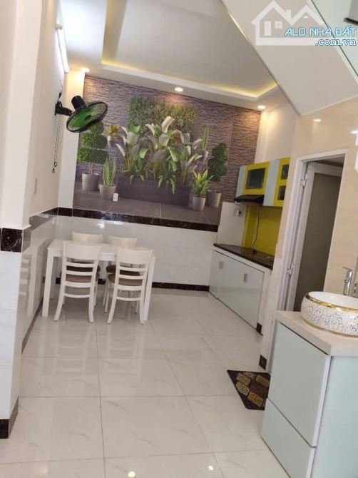 🏡 NHÀ ĐẸP LUNG LINH -  HẺM TẢI HUỲNH THỊ HAI - 44m2 - 2 TẦNG - NGAY CHỢ HẠT ĐIỀU - CHỈ 3t - 5