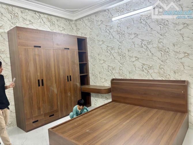Nhà MT Nội Bộ Tên Lửa - 4x15M - 9 Tỷ - Khu An ninh Giáp Q6 - 5