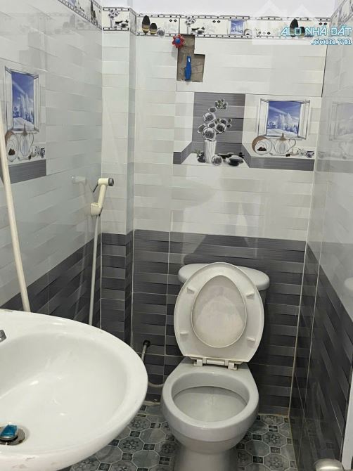 Bán nhà lầu Mỹ Hạnh Bắc 112m2 giá 1ty4 đẹp kiên cố đầy đủ công năng - 6
