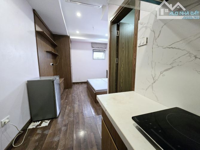 Bán căn hộ Chung Cư Mini Lê Văn Lương 95m2 x 7 tầng, MT 7.2m, Giá 23 tỷ - 7