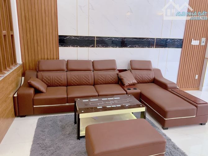 Ngộp bán gấp nhà ô tô, 4 tầng, 75m2, 4pn, BTCT Đông Hòa , chỉ 4 tỷ 3 - 7