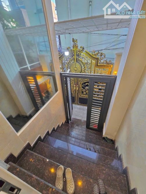 BÁN NHÀ HẺM NGUYỄN THỊ THẬP - CHDV DÒNG TIỀN HƠN 100TR/TH - 5 TẦNG 120M2 - CHỈ 25 TỶ - 8