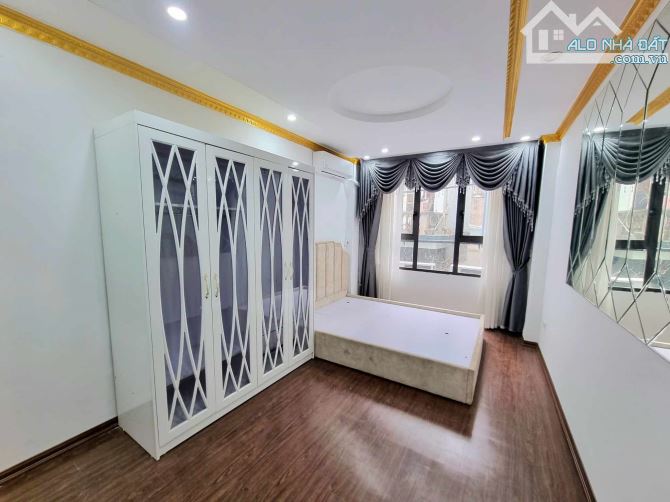 Bán nhà mặt ngõ Trương Định, quận Hoàng Mai 4 tầng nở hậu, lợi kinh doanh, 5 tỷ 8 - 8