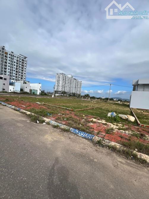 Đất Mặt Tiền Khu Ecohome , Nhơn Bình , Chợ Dinh ,  60m2 (5*12) , Đường 16m , View Ruộng