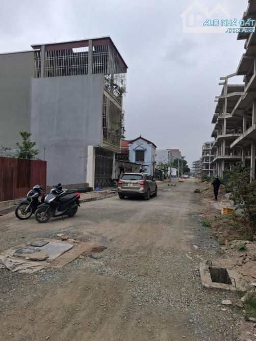 Siêu đẹp, bán đất Trâu Quỳ Gia Lâm, 80m - 14 tỷ - kinh doanh- ô tô tránh.
