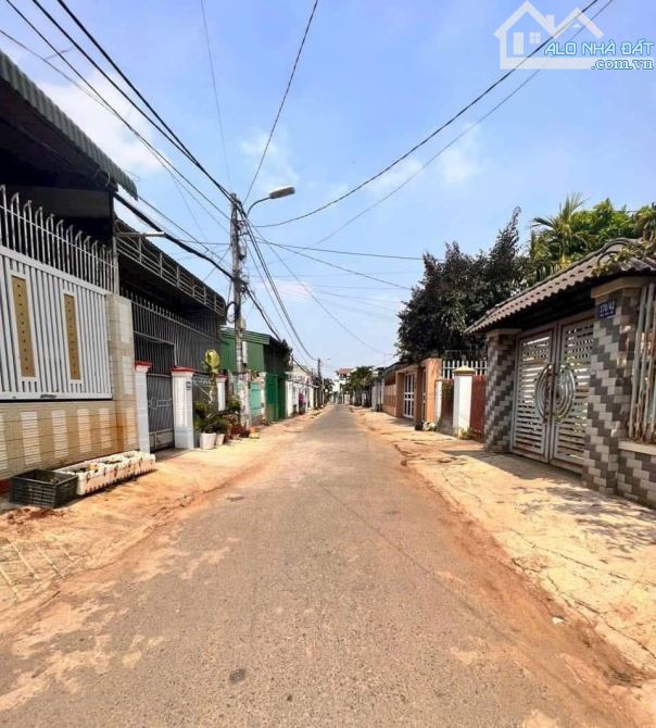 ĐẤT HẺM 170 MAI HẮC ĐẾ - PHƯỜNG TÂN THÀNH