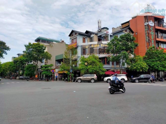 Bán nhà mặt phố Vũ Đức Thận - Big C Long Biên - đường vỉa hè kinh doanh - 80m 5tầng mt 5m5