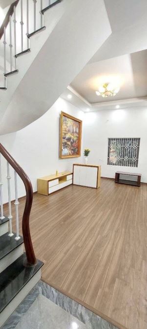 CĂN HỘ TẬP THỂ KHU VIP KIM LIÊN ĐỐNG ĐA GIÁ 60m2 GIÁ CHỈ 3.x TỶ