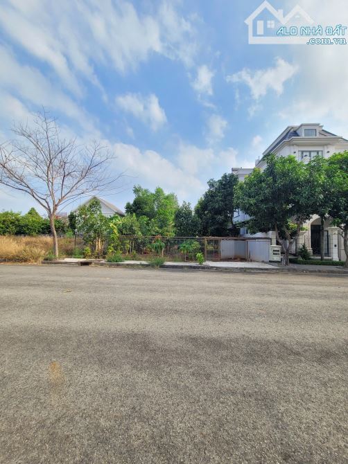 12Tỷ300 TL🔥Bán đất biệt thự 300m2_KDC Bình Nguyên, p.Bình An, Tp.Dĩ An