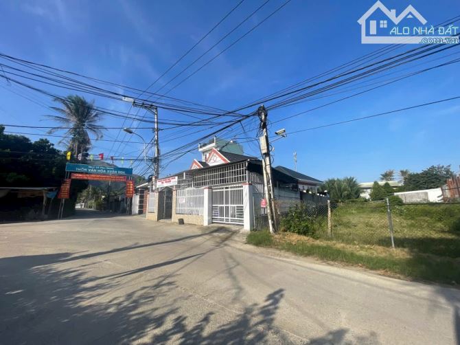 Bán đất xã Vĩnh Trung đường 10m mặt tiền Xuân sơn 553m2 giá 15tr/m2 - 1