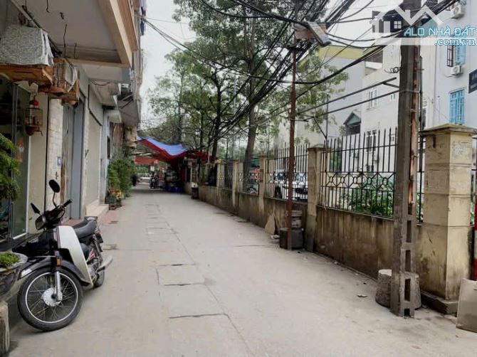 Bán nhà Kim Giang, 35m2 nhỉnh 5 tỷ, chủ giảm chào 200 triệu, nhà rẻ bán ngay trong tuần - 1