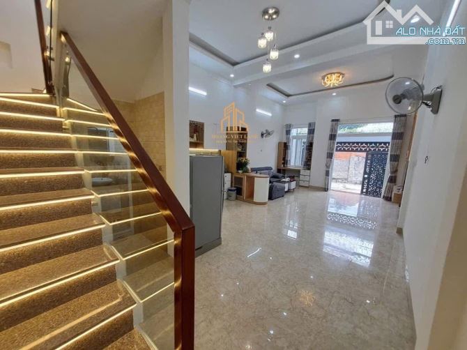 NHÀ HẺM 111 NGUYỄN TRI PHƯƠNG 2 LẦU - DT: 5x15m - H: BẮC - 3,3 TỶ - 1