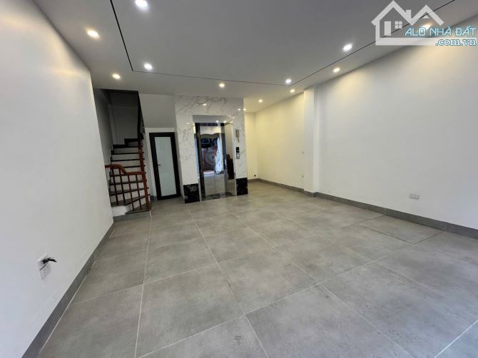 Bán Nhà Phố Đàm Quang Trung 42m2, 6 Tầng Thang Máy, MT Rộng 4,8m, Giá 9,8 Tỷ - 1