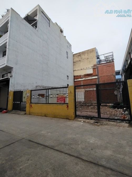 Cần bán khuôn đất, DT 12x 27m hẻm kinh doanh đường Nguyễn Gia Trí(D2)-Bình Thạnh. Giá 51 - 1