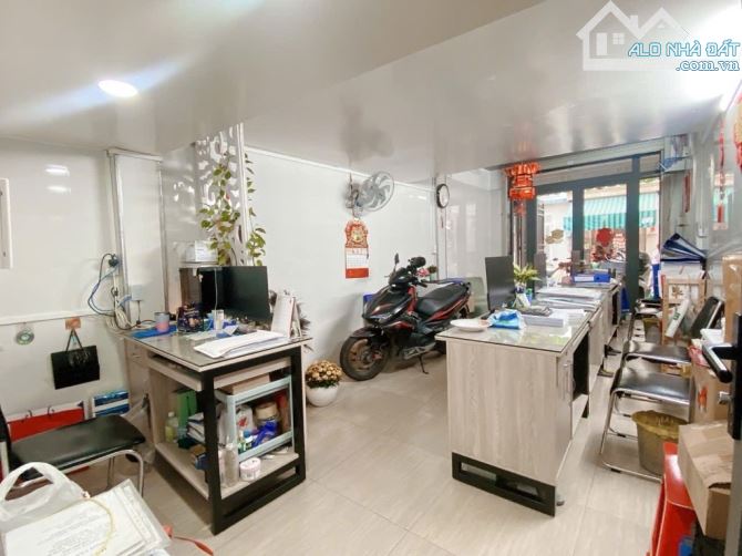 Bán nhà Phan Xích Long ngay 3/2 đường 10m, 5 tầng mới 50m2 sổ nở hậu. - 1