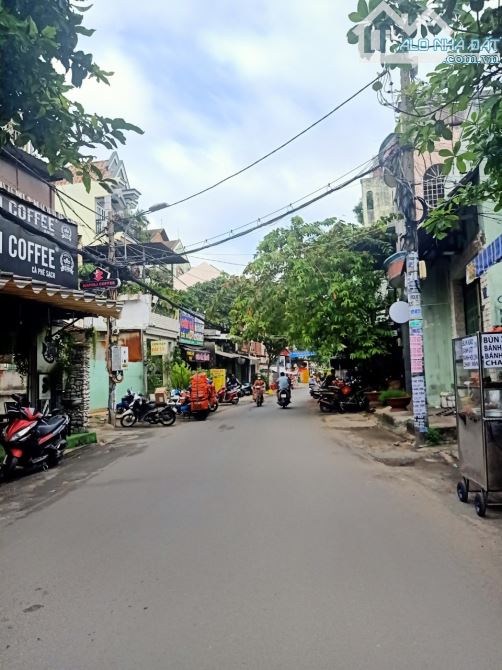 Lô đất 10,8x25m, đường Chu Văn An, P12, Bình Thạnh. Cần bán gấp trong tháng. Giá 25 tỷ - 1