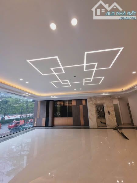 Cho thuê sàn VP tại phố Trần Quang Diệu, Đống Đa, DT: 90m2, giá rẻ - 1