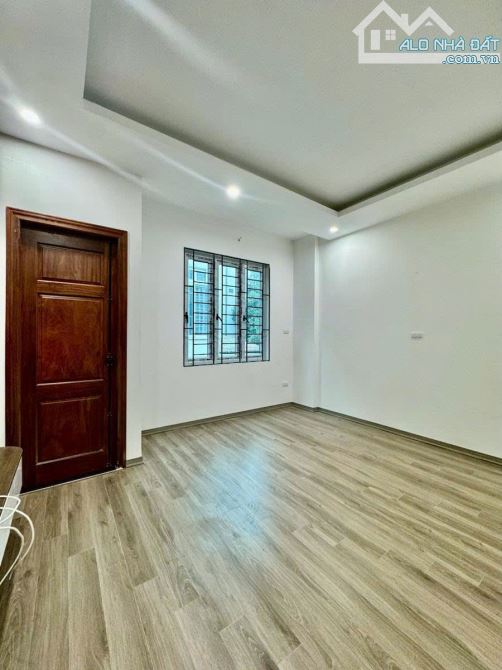 HÀNG HIẾM! BÁN NHÀ ĐỊNH CÔNG HẠ, 36M2x5T, GIÁ HƠN 6 TỶ, CÁCH HỒ 100M, NGÕ THÔNG, ĐẤT ĐẸP - 1