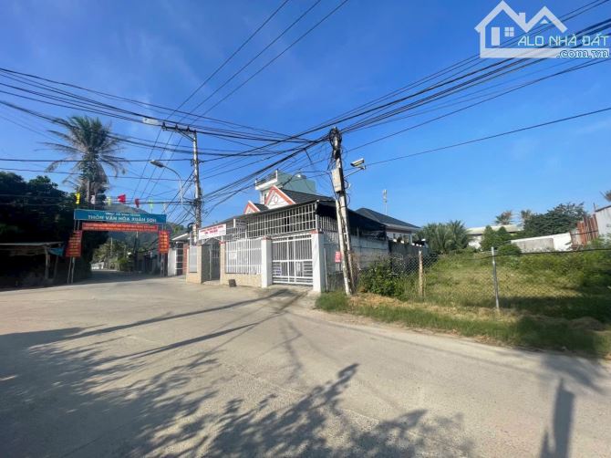 Bán đất xã Vĩnh Trung đường 10m mặt tiền Xuân sơn 553m2 giá 15tr/m2 - 2