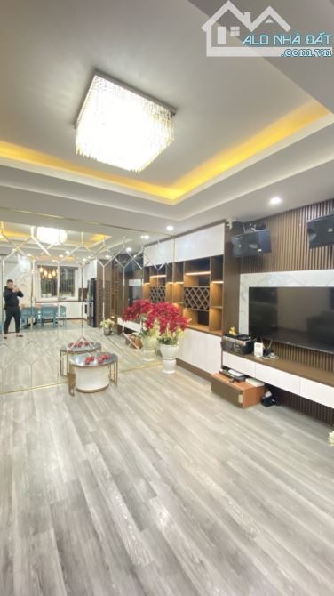 Bán căn hộ Lê Đức Thọ, dt100m, 3 ngủ, nội thất sang trọng. - 2