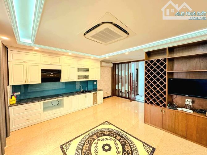 HIẾM HOI ! Nhà Võ Văn Dũng, 2 thoáng, ô tô tránh, nội thất  tiền tỷ, TM, ở hết ý, 62m2*5T - 2