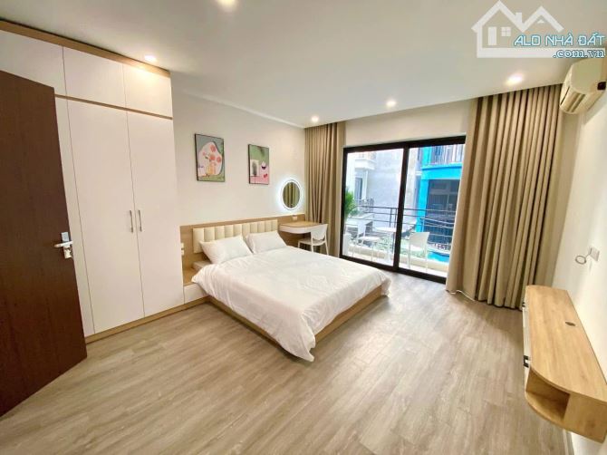 Phố Cầu Giấy - 38m2 - 7 tỷ 350tr - 30m ra ô tô, phố , ngõ cực nông. - 2