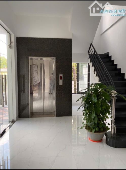 Bán toà nhà 5 tầng mặt tiền Lưu Hữu Phước - 3